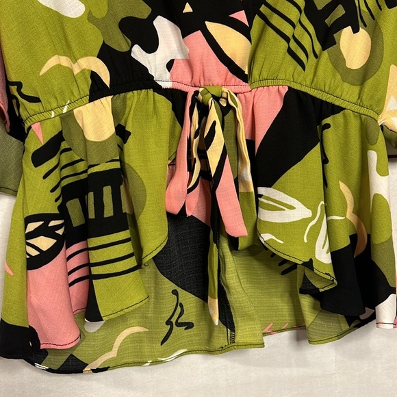 EUC Size Small Sweet Rain Top - Picture 5 of 6